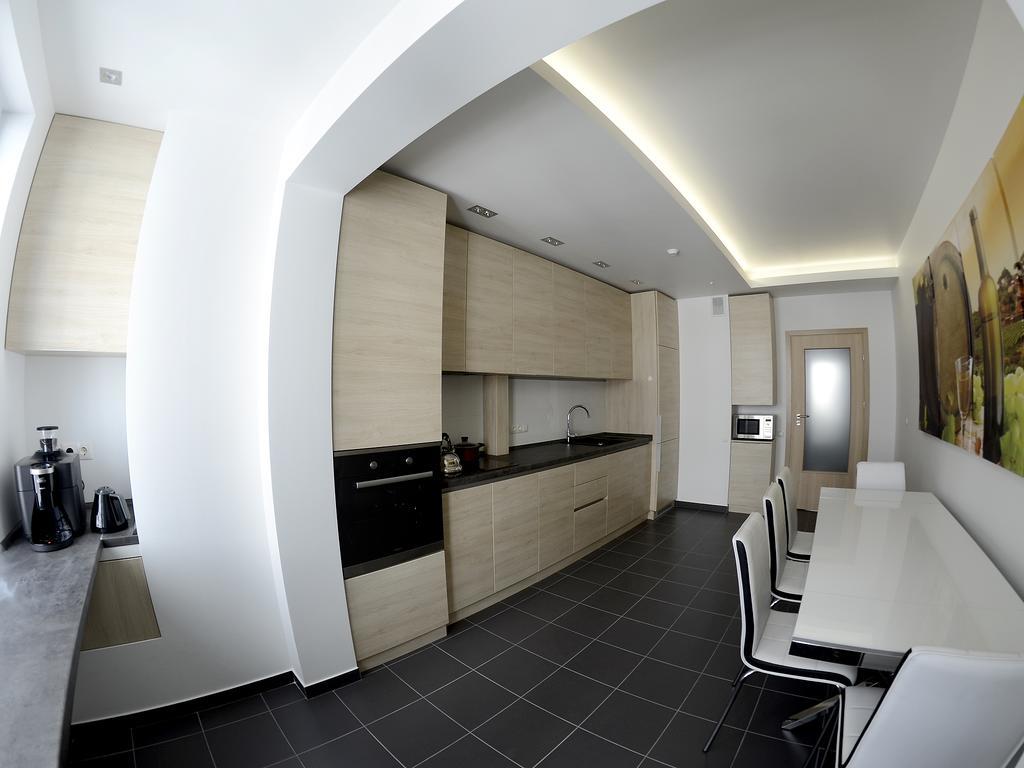 Oneclickrent 2 Smarthouse *